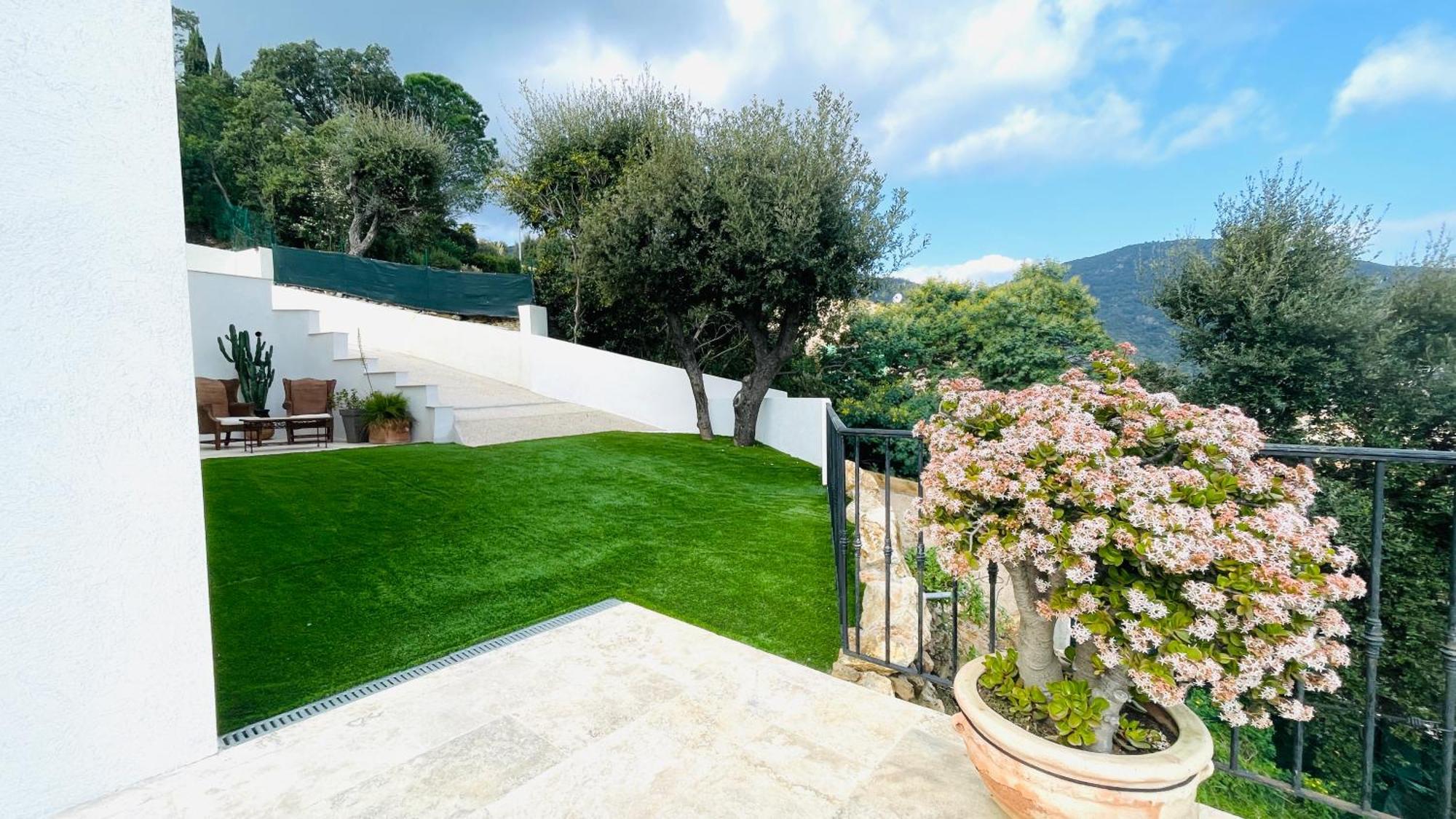 Villa Cacharelle Vue Mer Piscine Cavalaire-sur-Mer Bagian luar foto