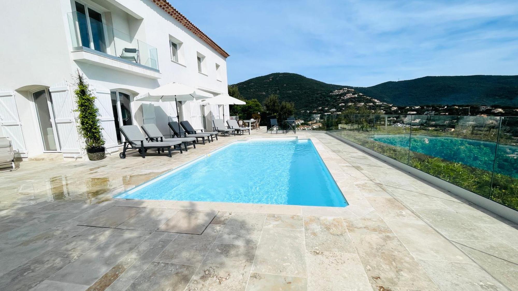 Villa Cacharelle Vue Mer Piscine Cavalaire-sur-Mer Bagian luar foto